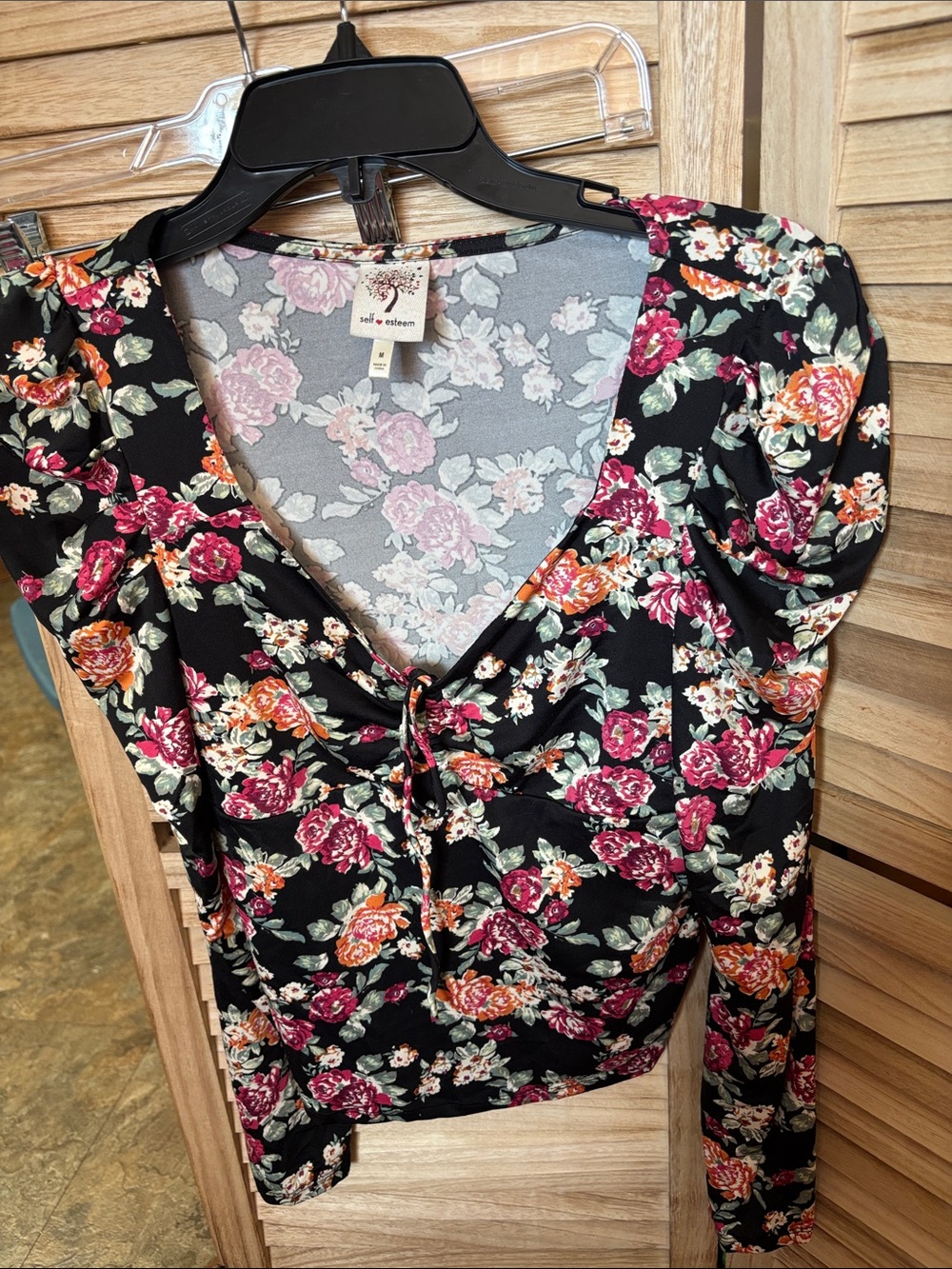Self Esteem Black Floral V-Neck Low Cut Tie-Front Blouse Medium